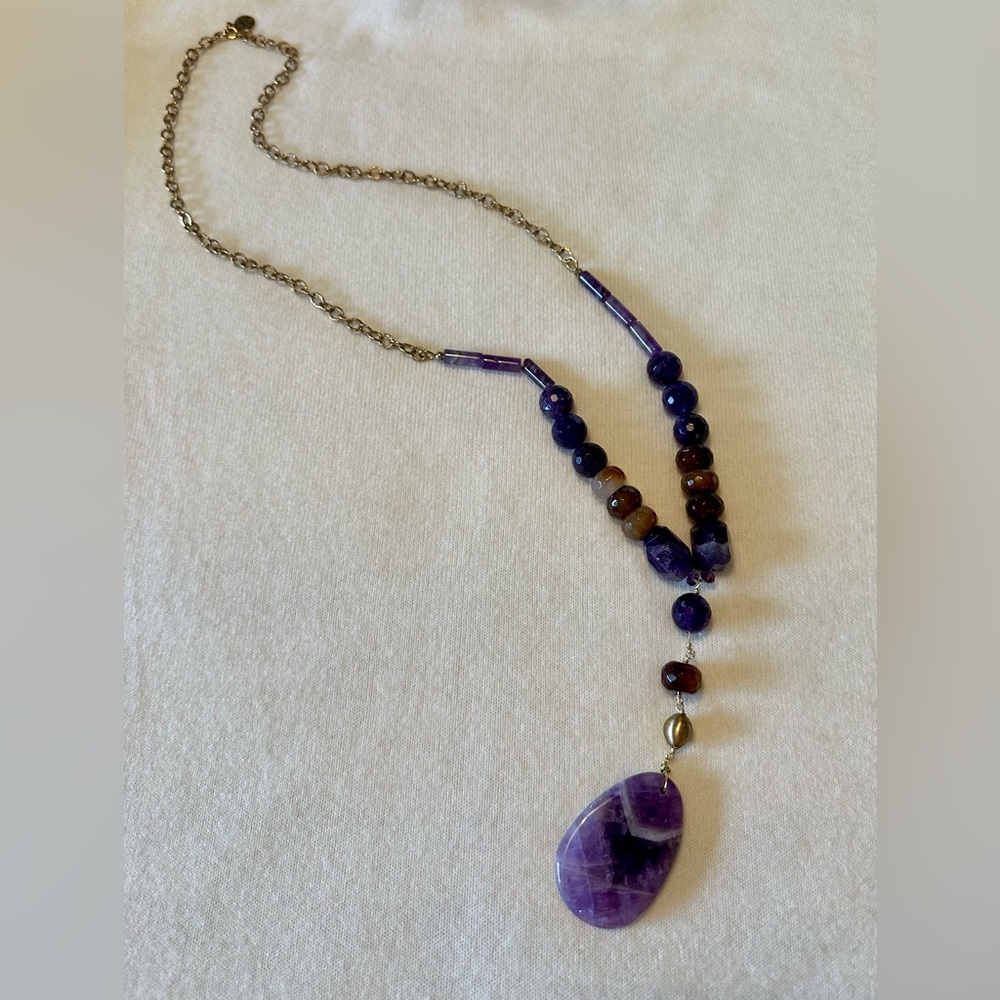 Jodie M Amethyst Statement Necklace Gold Tone Y-Drop Beaded (QVC) - Picture 3 of 6